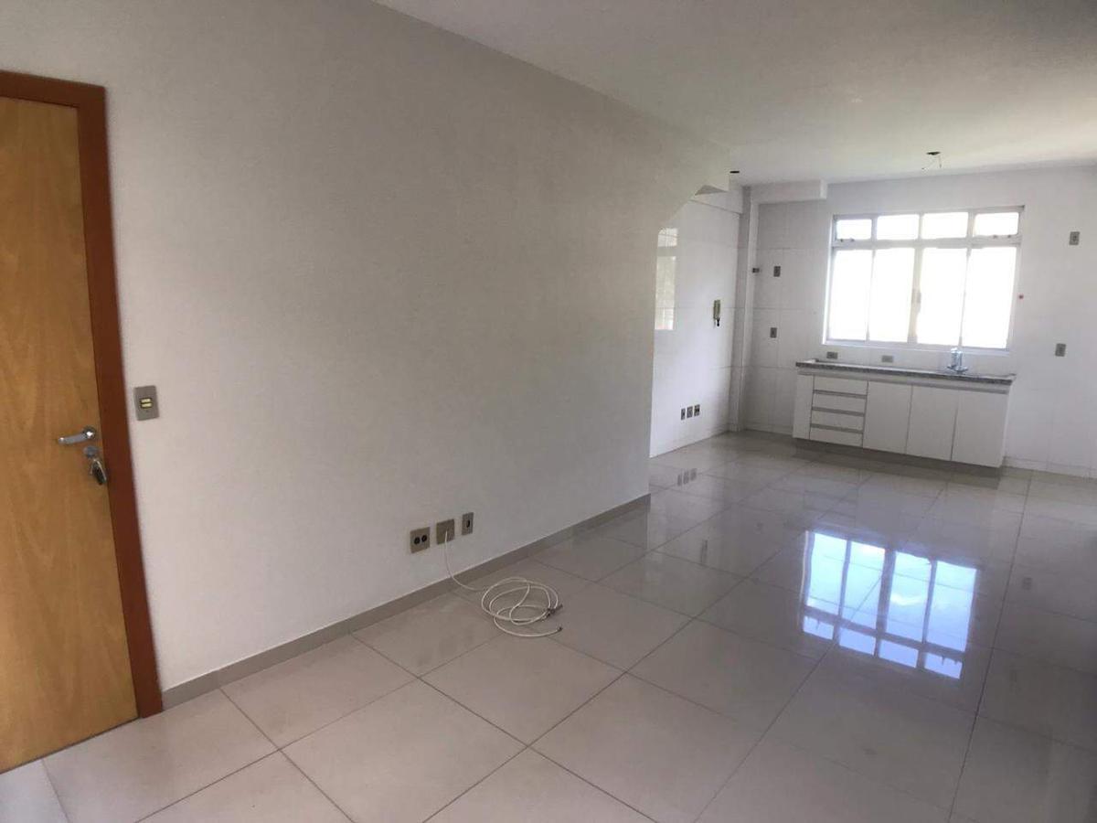 Apartamento, Estoril, 2 Quartos, 2 Vagas, 1 Suíte
