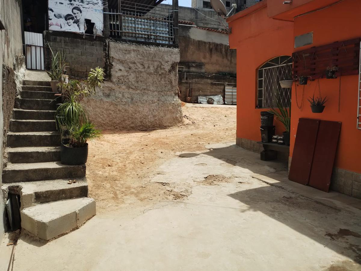 Casa Comercial, Califórnia, 3 Quartos, 12 Vagas