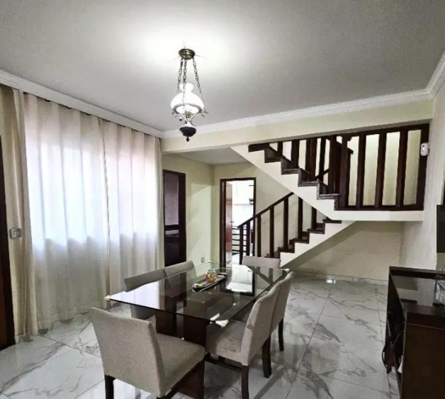 Casa, Castelo, 3 Quartos, 3 Vagas, 2 Suítes