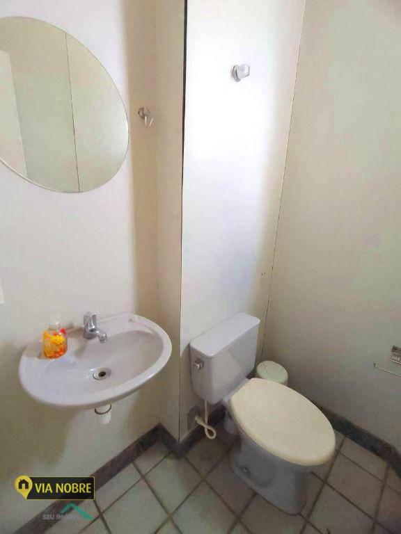 Sala, Santa Lúcia, 1 Vaga