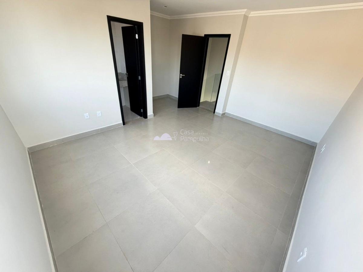 Casa, Planalto, 3 Quartos, 2 Vagas, 1 Suíte