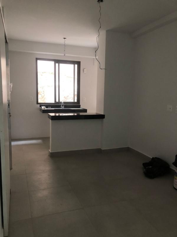 Apartamento, Sagrada Família, 2 Quartos, 1 Vaga, 1 Suíte