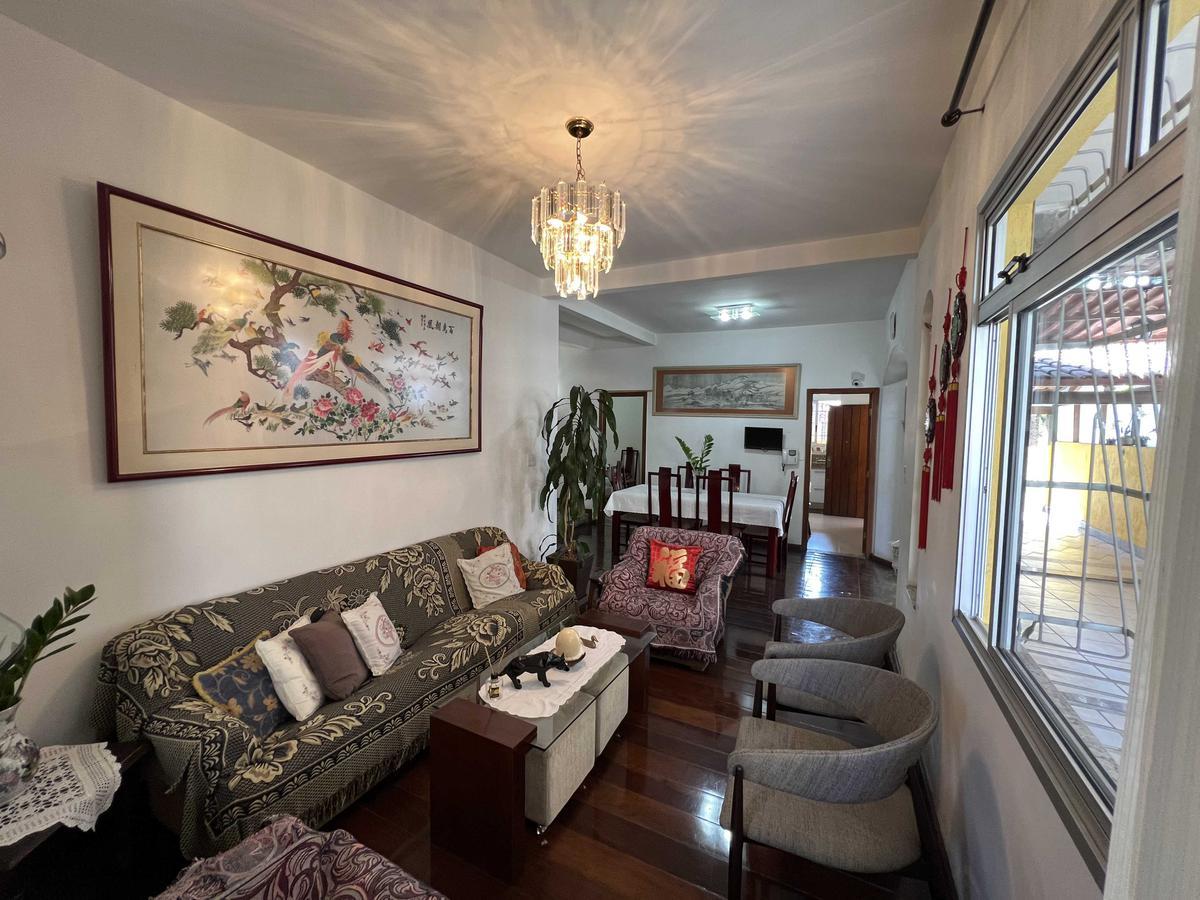 Casa, Coração Eucarístico, 5 Quartos, 6 Vagas, 2 Suítes