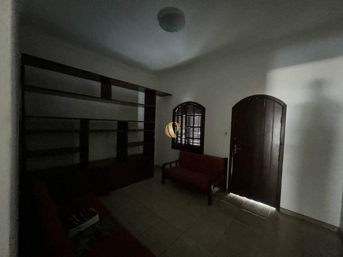 Casa, Centro, 8 Quartos, 3 Vagas