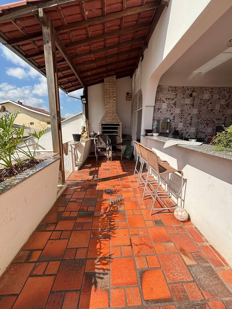 Casa, Santa Helena, 4 Quartos, 4 Vagas, 1 Suíte