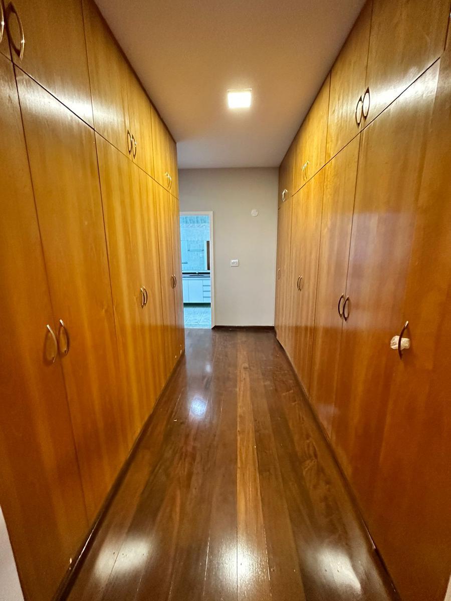 Casa, Jardim Atlântico, 4 Quartos, 10 Vagas, 2 Suítes