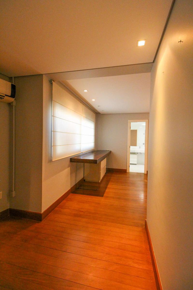 Cobertura, Serra, 4 Quartos, 6 Vagas, 2 Suítes