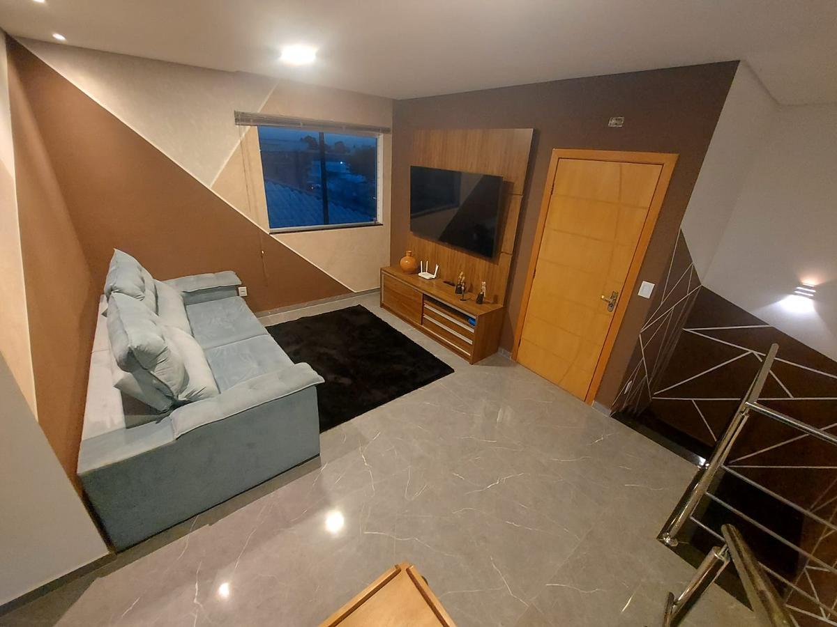 Cobertura, Arvoredo, 4 Quartos, 0 Vaga, 1 Suíte