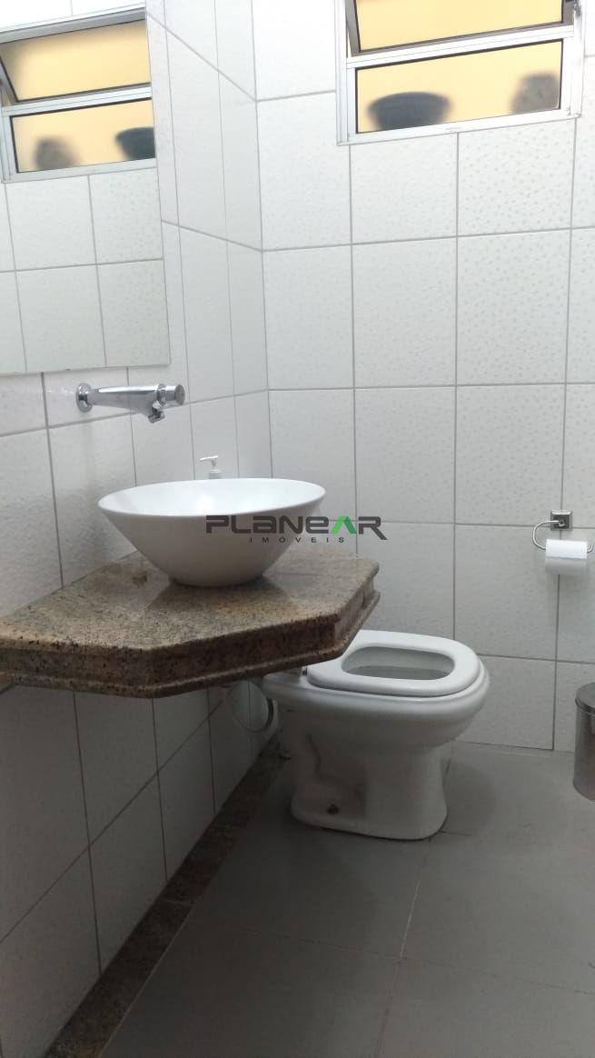 Casa, Jardim Riacho das Pedras, 4 Quartos, 2 Vagas, 1 Suíte