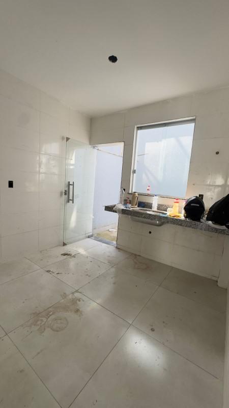 Casa, Jardim das Flores, 2 Quartos, 1 Vaga