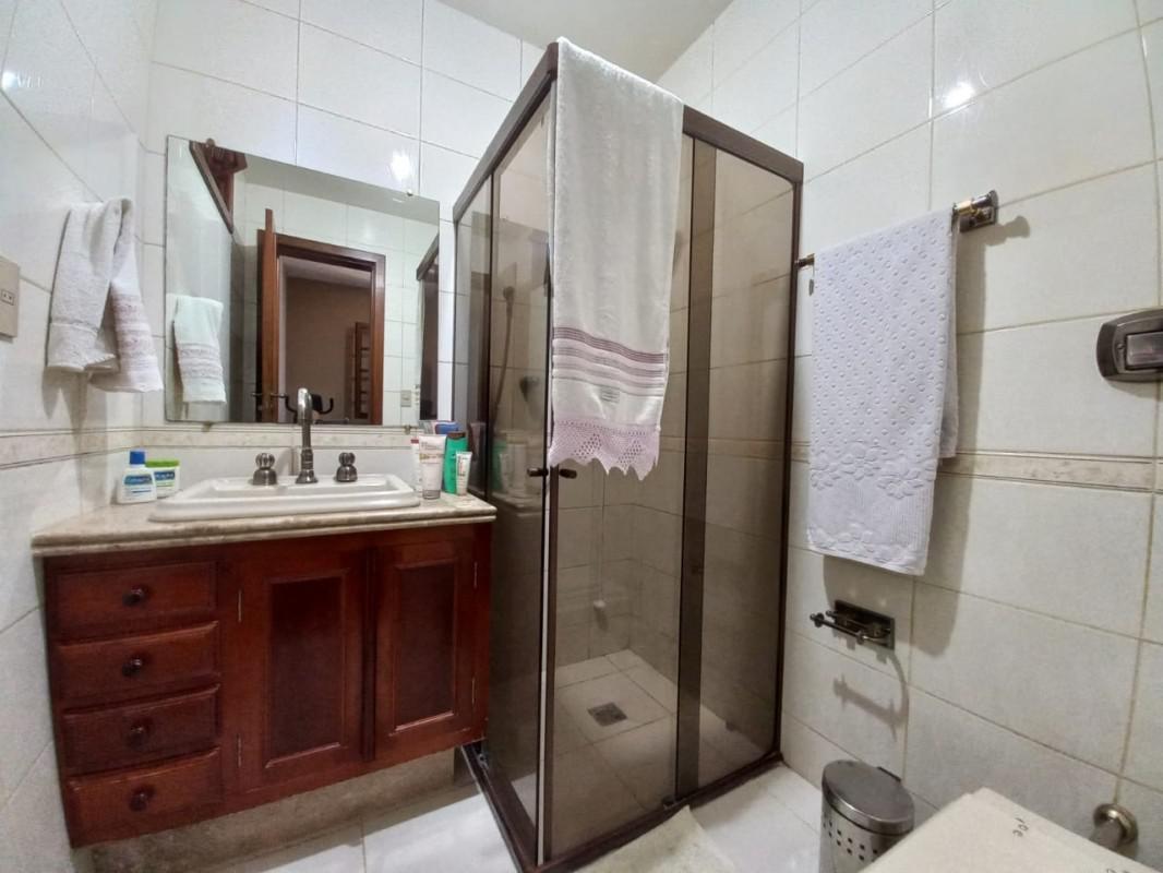 Casa, Santa Inês, 3 Quartos, 2 Vagas, 1 Suíte