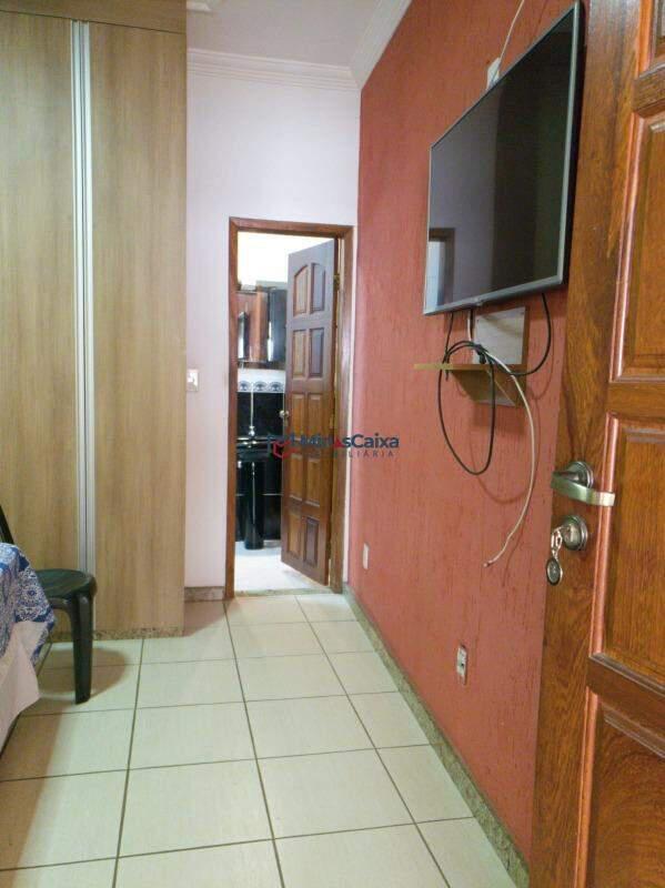 Casa, Primavera, 6 Quartos, 3 Vagas, 1 Suíte