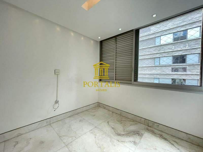 Cobertura, Savassi, 4 Quartos, 3 Vagas, 2 Suítes