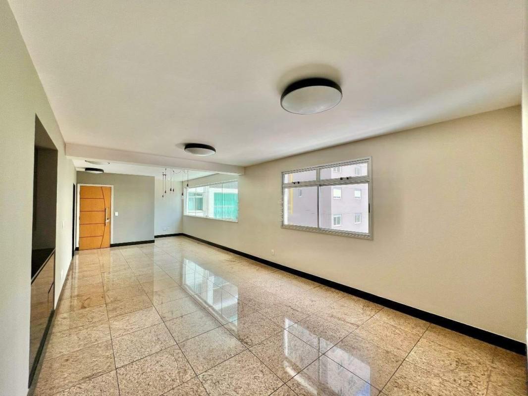 Apartamento, Funcionários, 4 Quartos, 2 Vagas, 2 Suítes