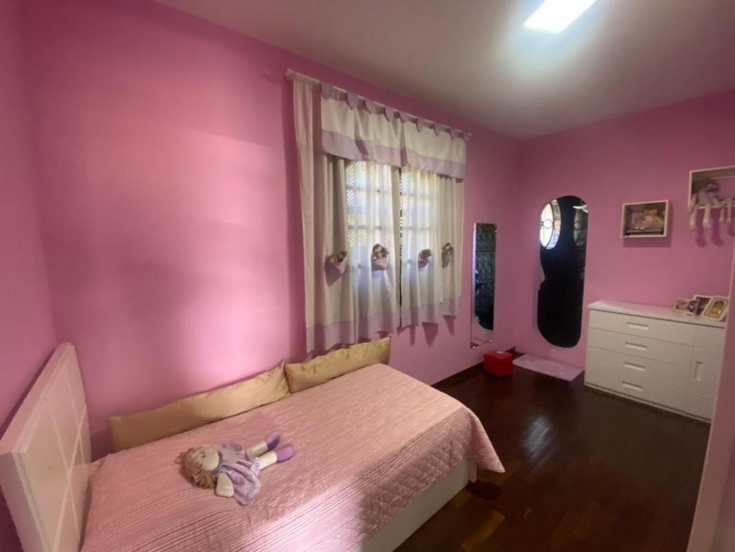 Casa Comercial, Goiânia, 4 Quartos, 2 Vagas, 2 Suítes