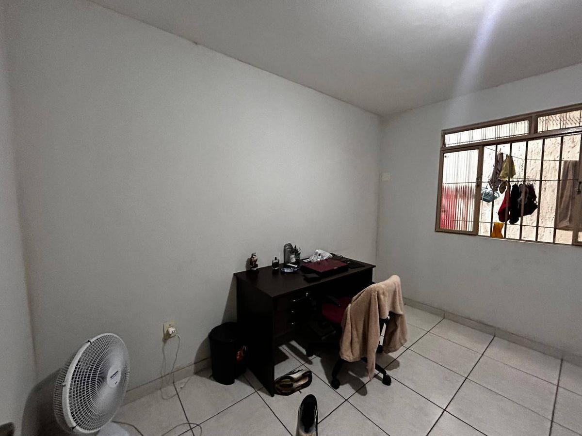 Casa, Floresta, 3 Quartos, 0 Vaga, 1 Suíte