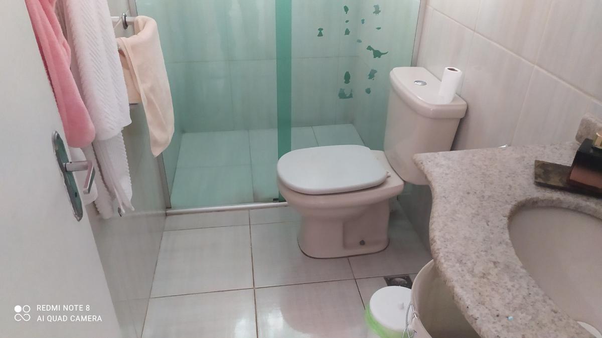 Casa, Vila Clóris, 3 Quartos, 8 Vagas, 1 Suíte