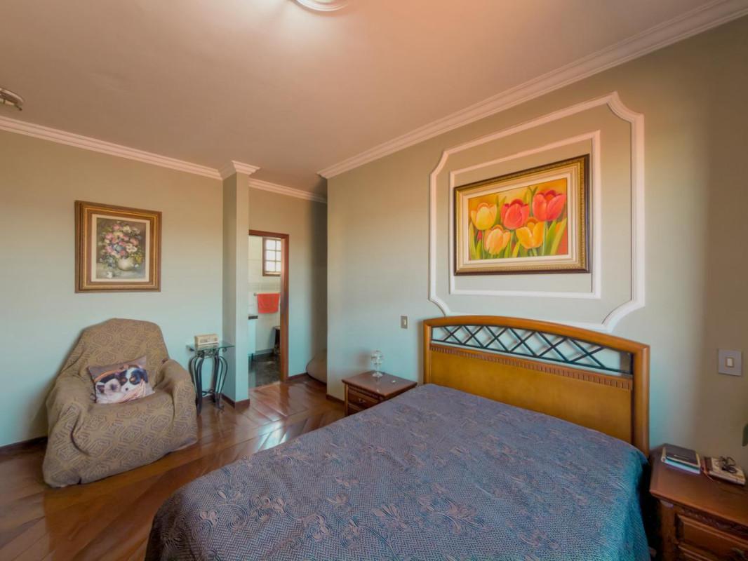 Casa, Alto dos Pinheiros, 4 Quartos, 4 Vagas, 1 Suíte