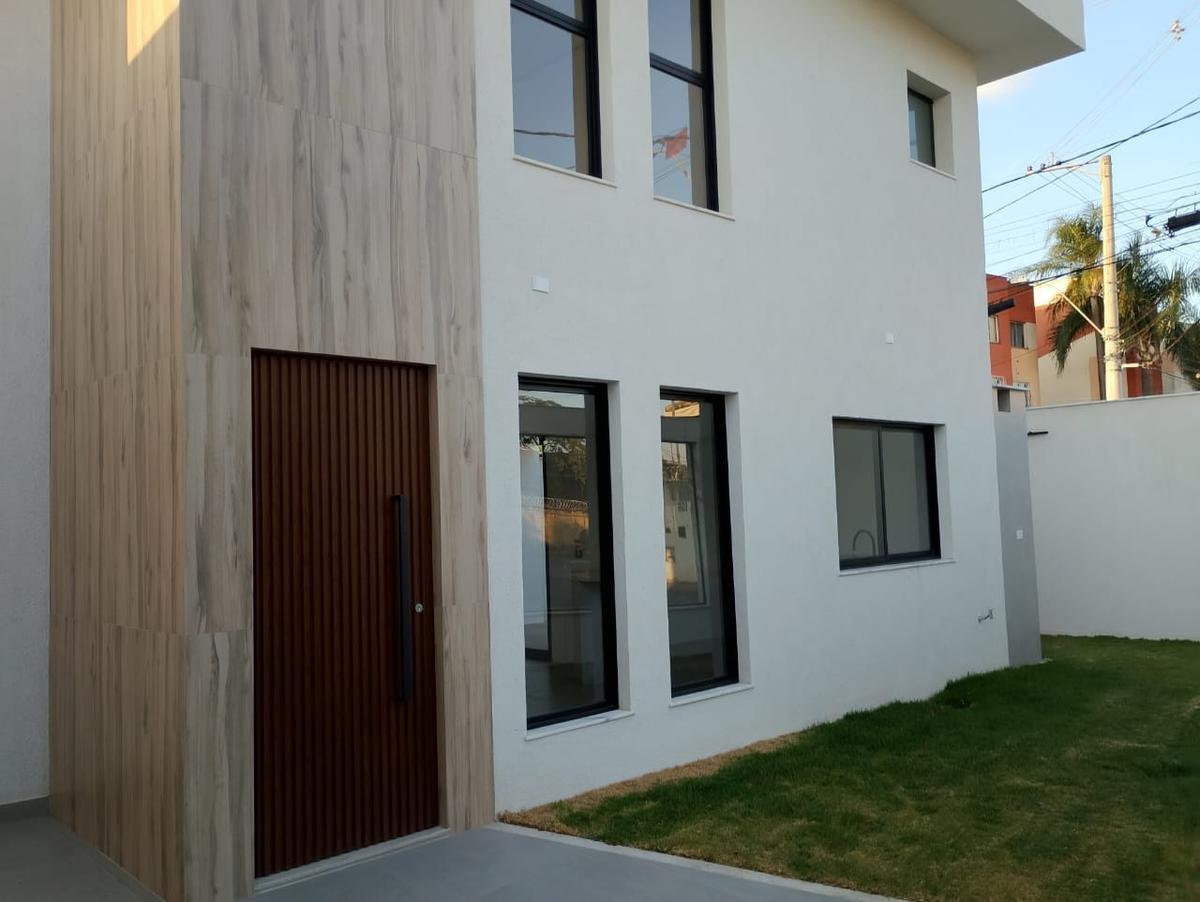 Casa, Planalto, 3 Quartos, 3 Vagas, 1 Suíte