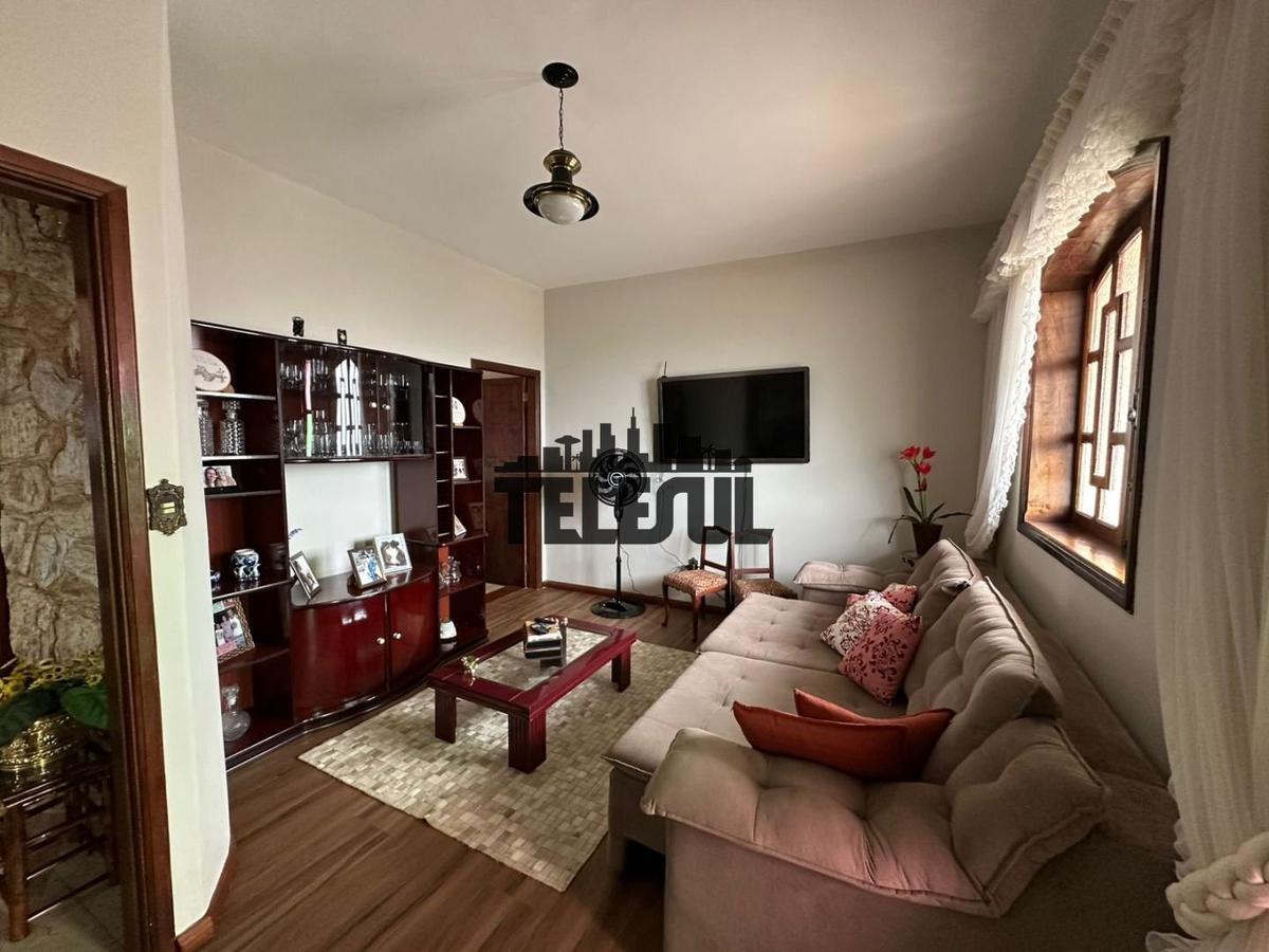 Casa, Vila Registânea, 3 Quartos, 5 Vagas, 1 Suíte