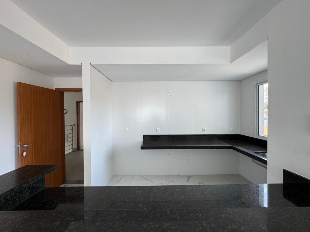 Cobertura, Padre Eustáquio, 2 Quartos, 2 Vagas, 1 Suíte