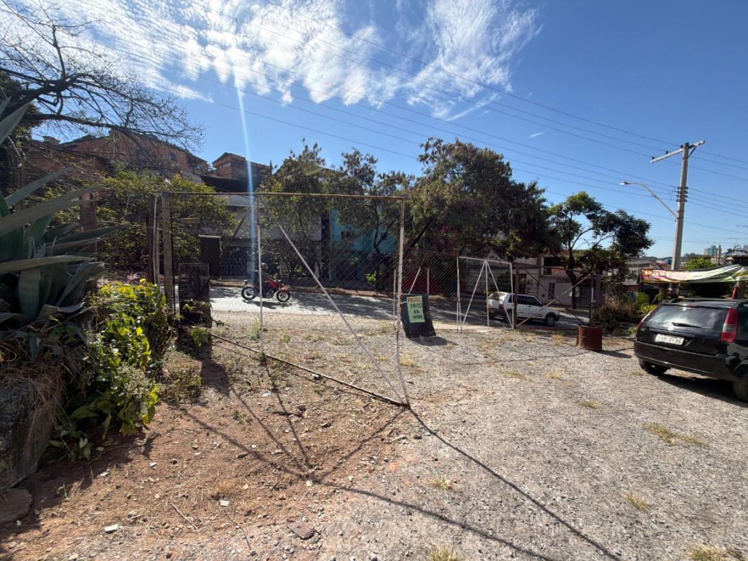 Lote, João Pinheiro, 0 Quarto, 0 Vaga