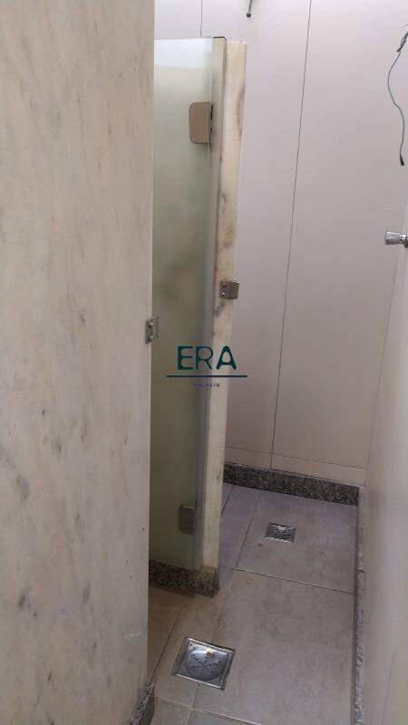Sala, Savassi, 0 Quarto, 3 Vagas