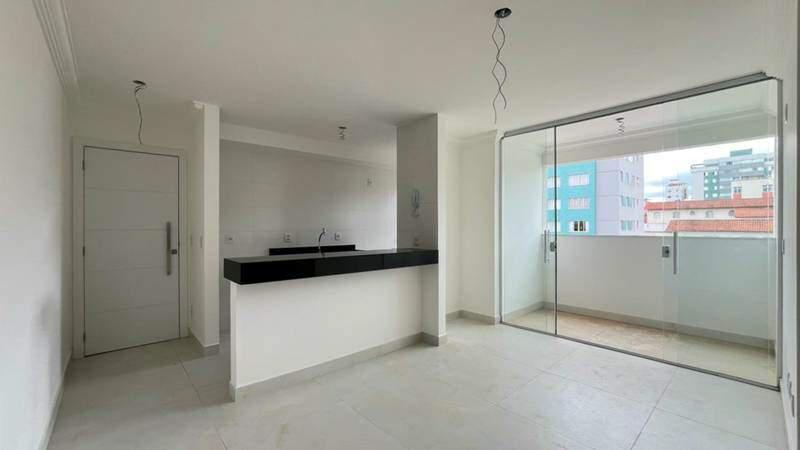 Apartamento, Sagrada Família, 3 Quartos, 2 Vagas, 1 Suíte