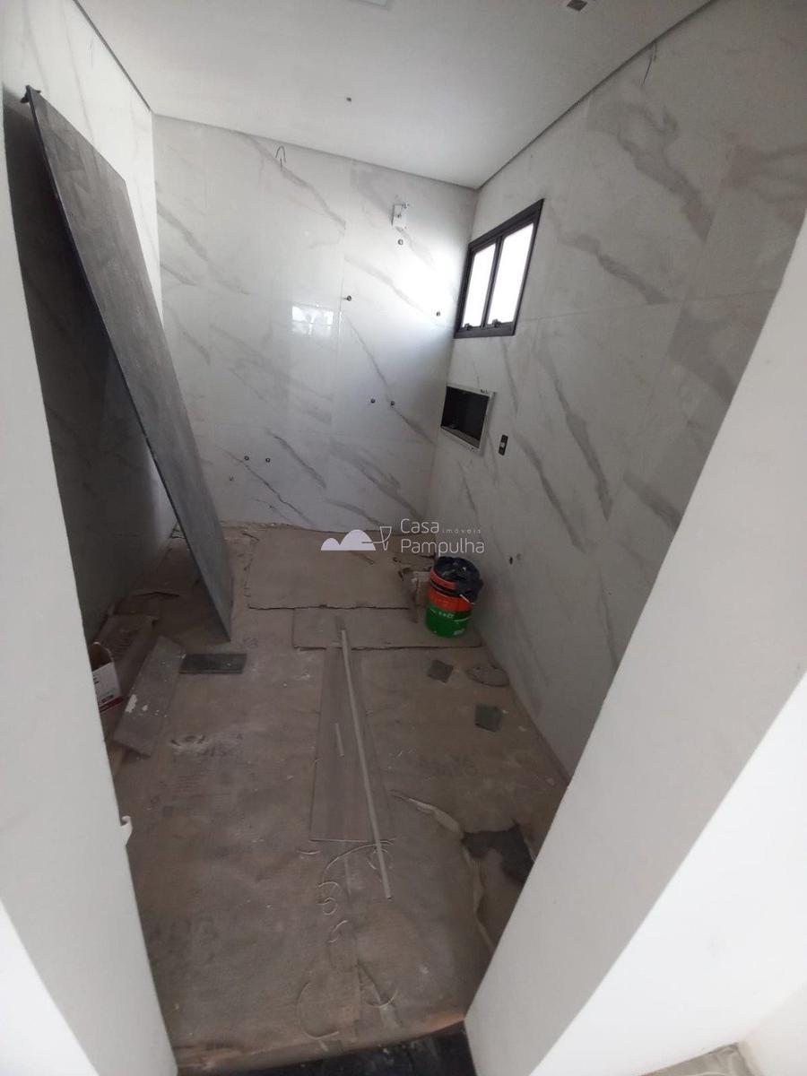 Casa, Trevo, 4 Quartos, 3 Vagas, 3 Suítes