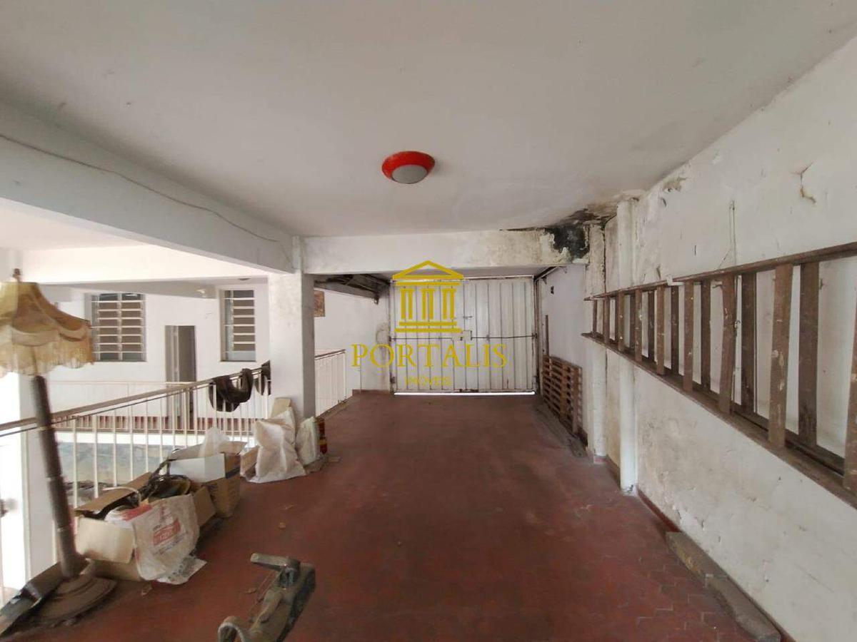 Casa Comercial, Funcionários, 9 Quartos, 5 Vagas