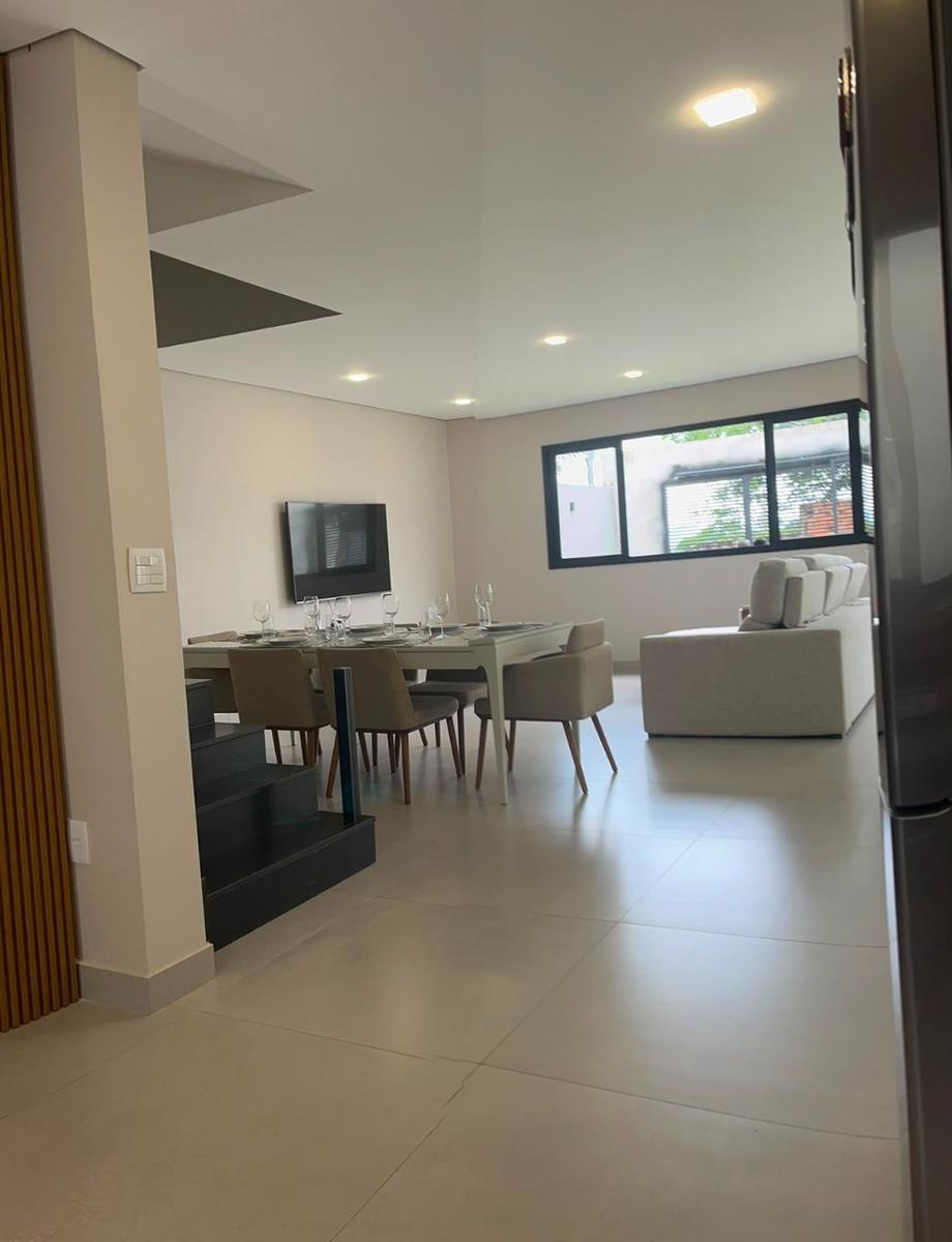 Casa, Trevo, 3 Quartos, 2 Vagas, 3 Suítes
