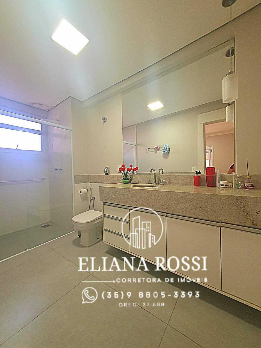 Apartamento, Centro, 4 Quartos, 2 Vagas, 1 Suíte