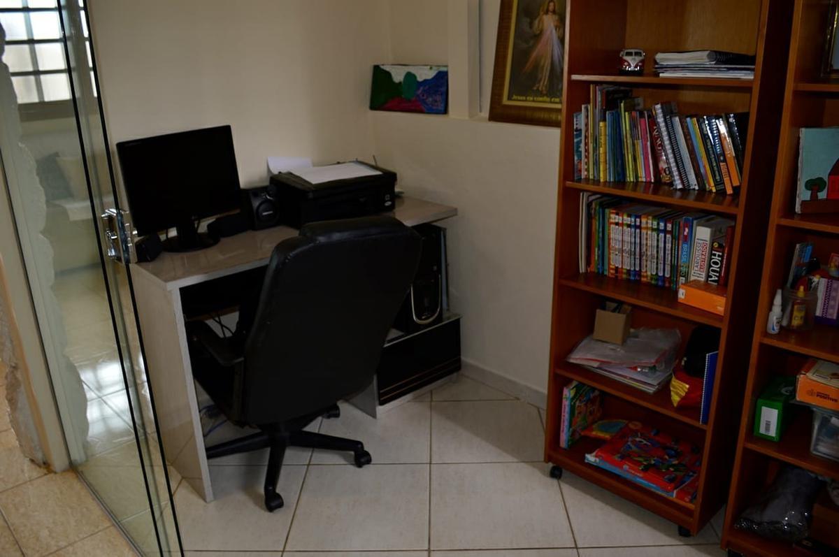 Casa, Jardinópolis, 4 Quartos, 2 Vagas, 1 Suíte