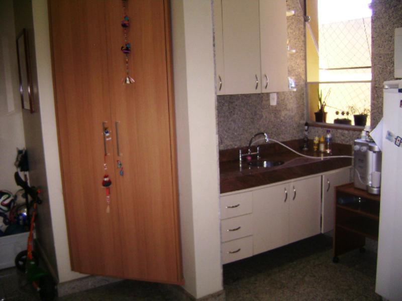Casa, Fernão Dias, 5 Quartos, 11 Vagas, 5 Suítes