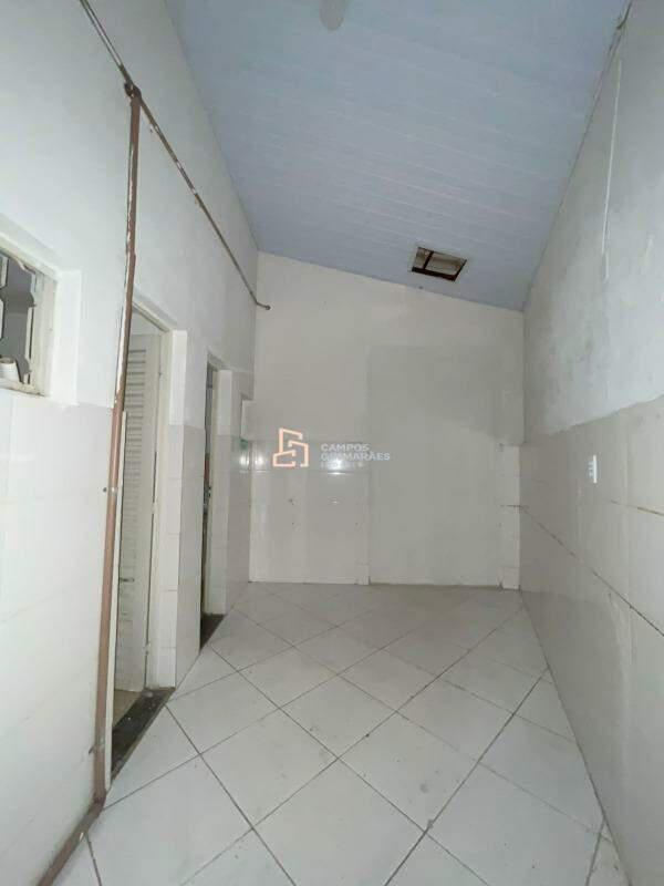 Loja, Alípio de Melo