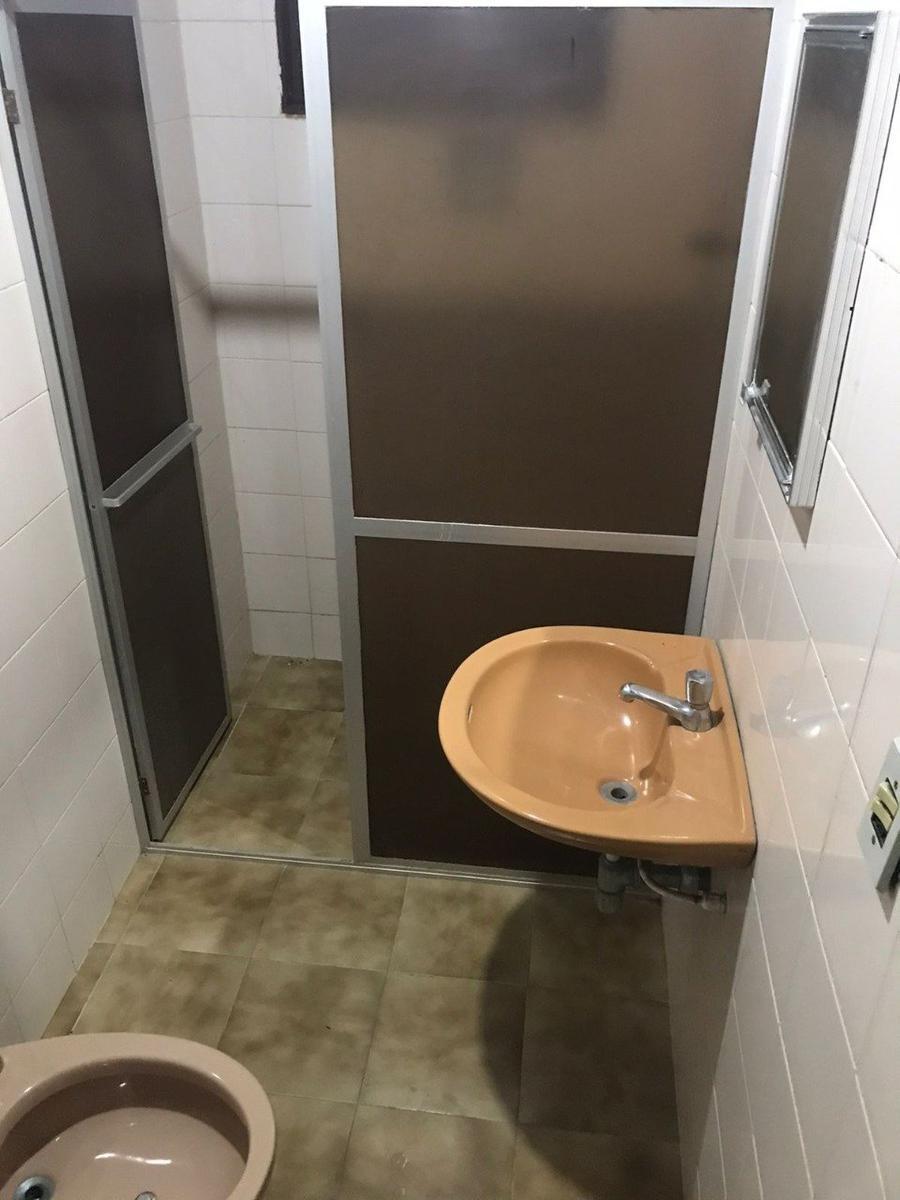 Casa Comercial, Santa Branca, 4 Quartos, 4 Vagas, 2 Suítes