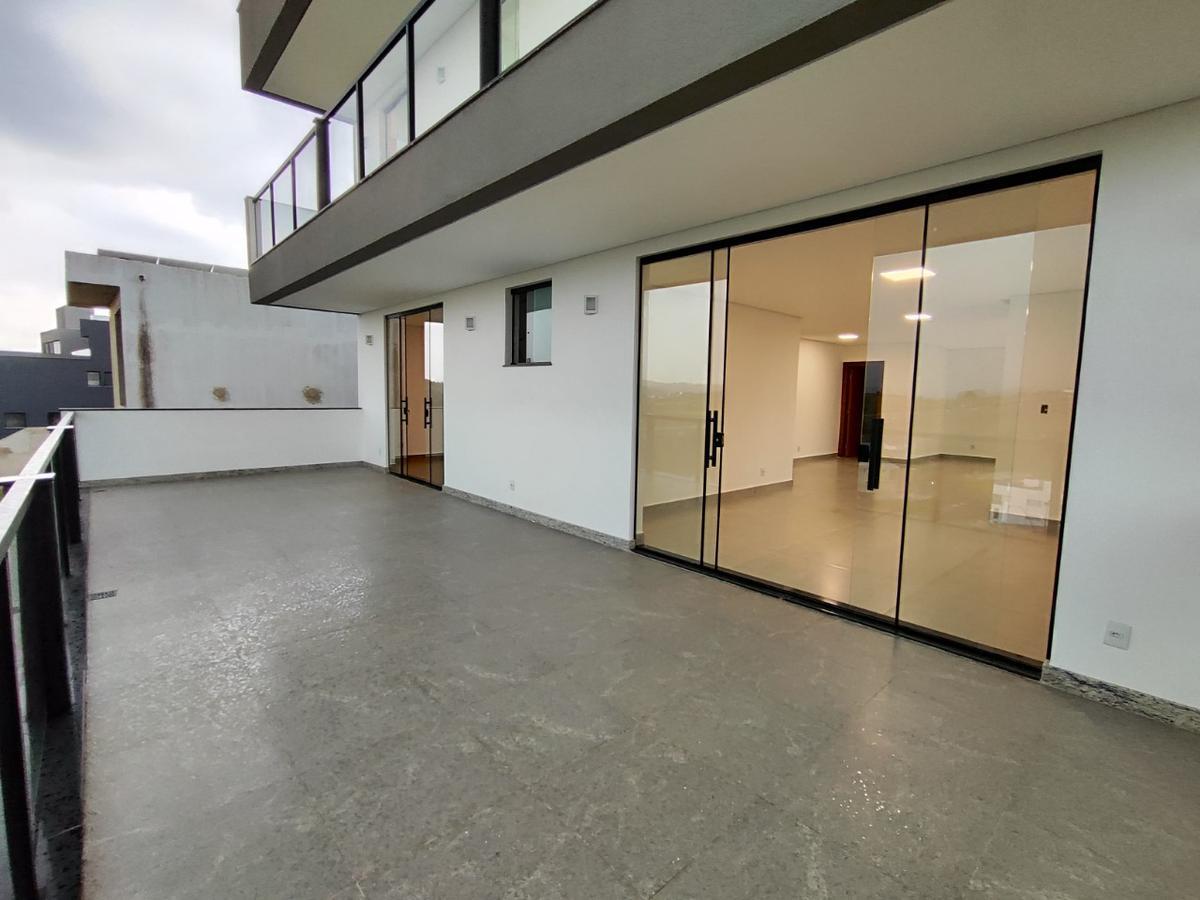 Casa, Alphaville Minas Gerais, 3 Quartos, 4 Vagas, 2 Suítes