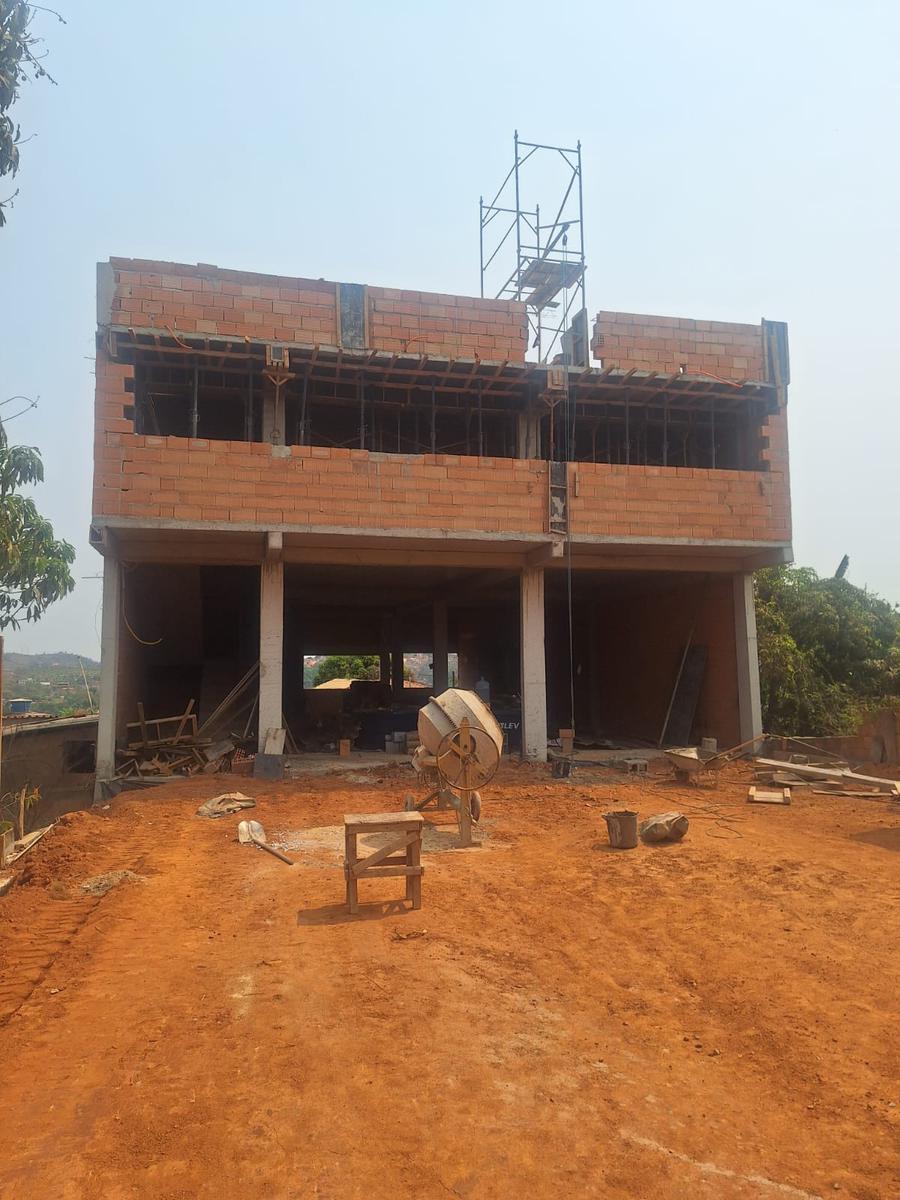 Galpão, Floresta Encantada, 0 Quarto, 20 Vagas