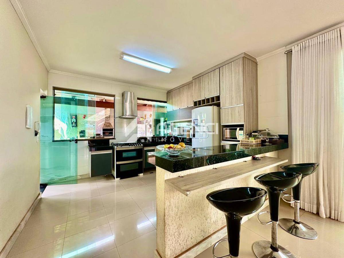 Casa, Vale do Sol, 3 Quartos, 0 Vaga, 1 Suíte