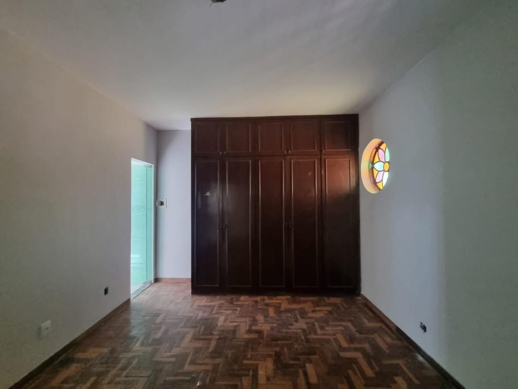 Casa, Jardim Riacho das Pedras, 3 Quartos, 10 Vagas, 1 Suíte