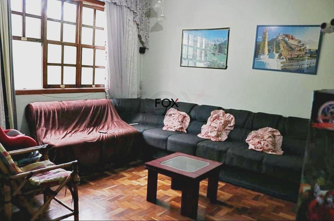 Casa, Santa Branca, 4 Quartos, 2 Vagas, 1 Suíte