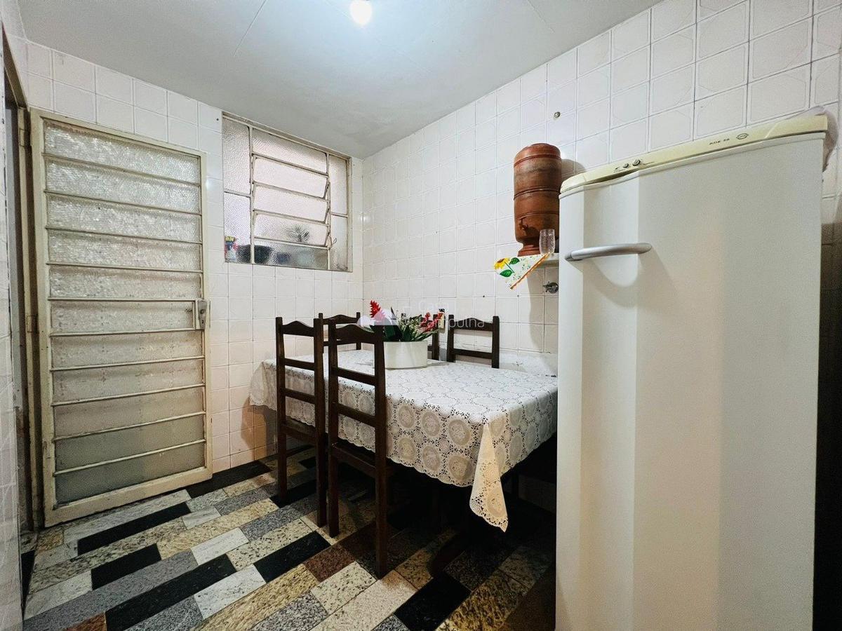Casa, Santa Branca, 2 Quartos, 1 Vaga