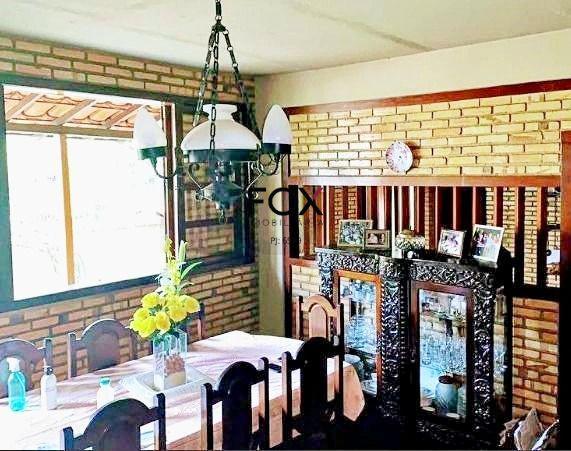 Casa, Luxemburgo, 7 Quartos, 4 Vagas, 2 Suítes