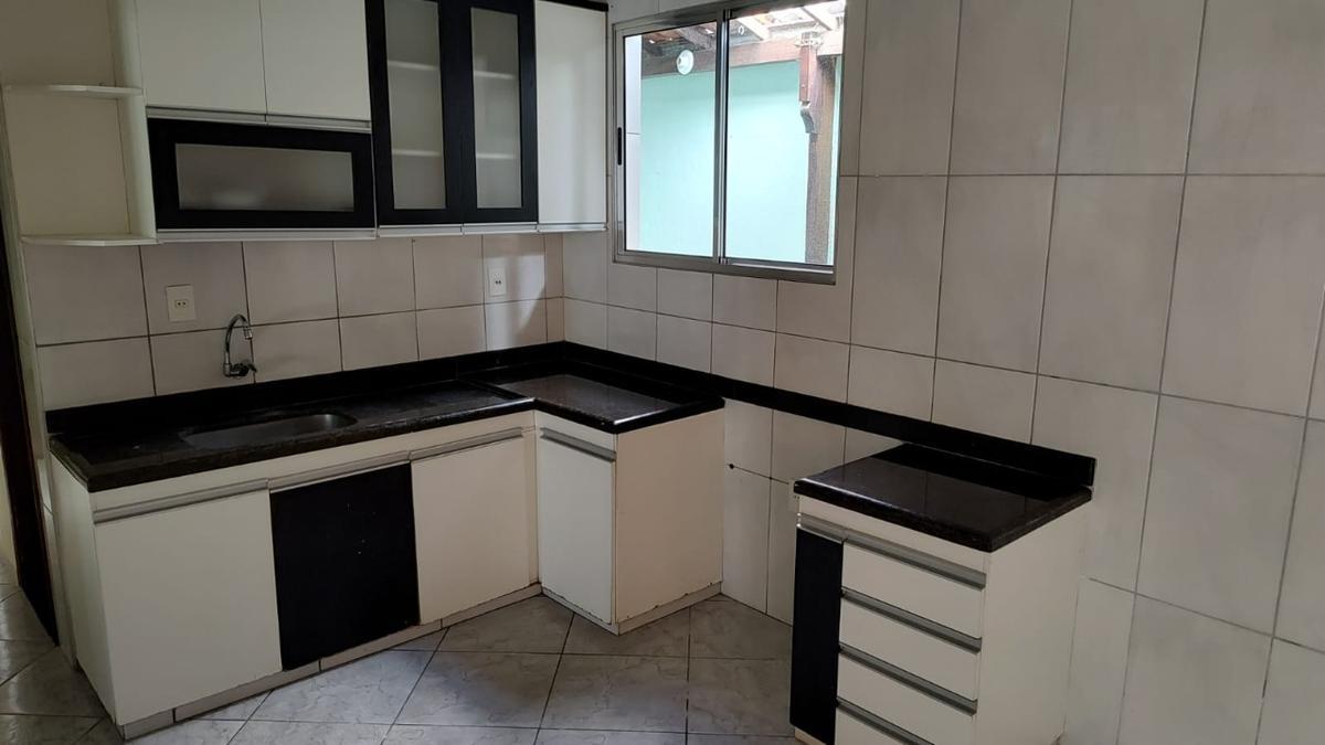 Casa, Piratininga (venda Nova), 3 Quartos, 5 Vagas, 1 Suíte