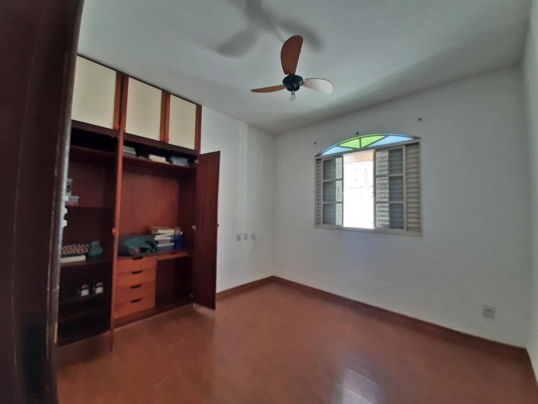 Casa, Alto Barroca, 3 Quartos, 2 Vagas, 1 Suíte