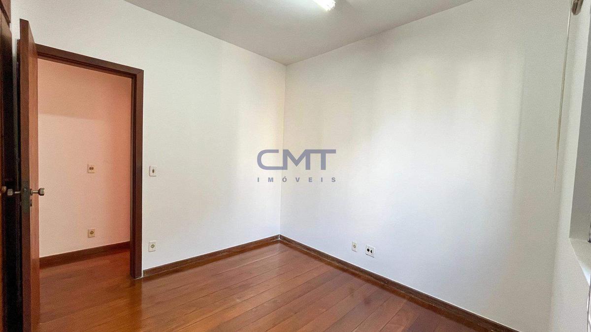 Apartamento, Coração de Jesus, 4 Quartos, 2 Vagas, 1 Suíte