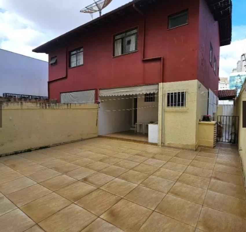 Casa, Castelo, 3 Quartos, 3 Vagas, 2 Suítes