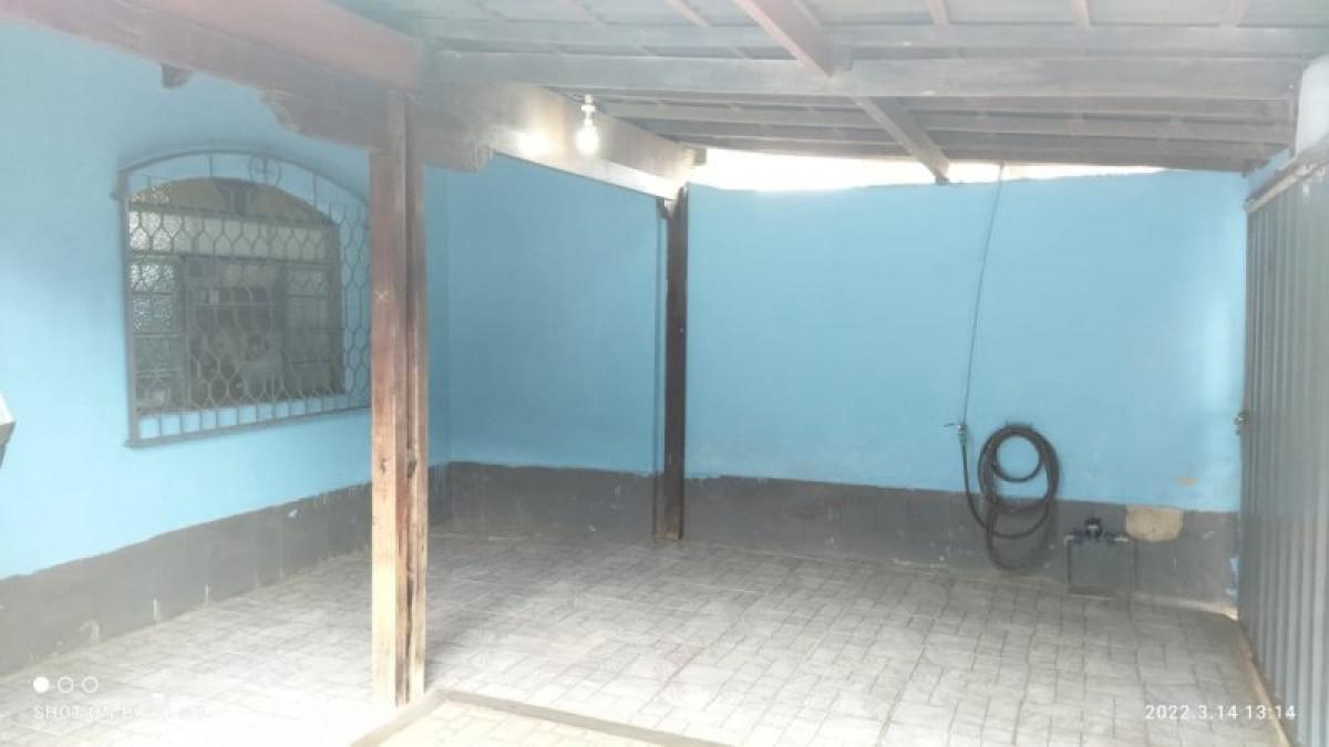 Casa, Centro, 3 Quartos, 0 Vaga