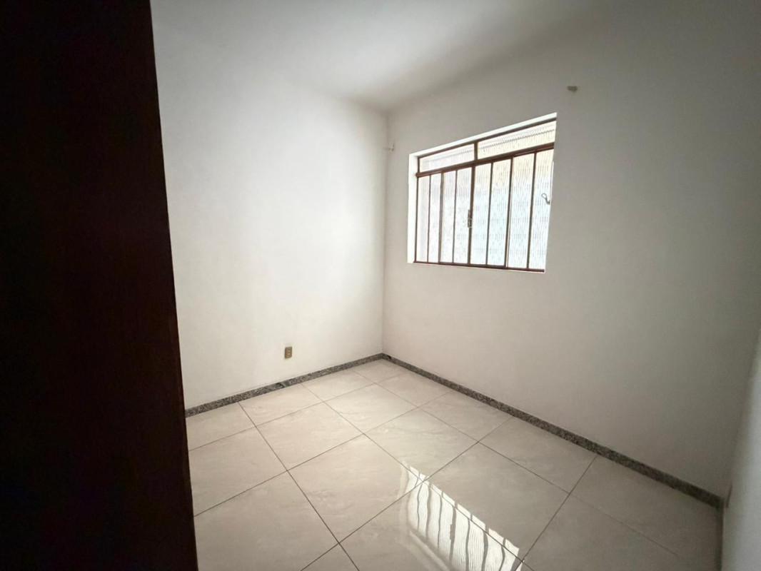 Casa, Graça, 4 Quartos, 2 Vagas, 1 Suíte