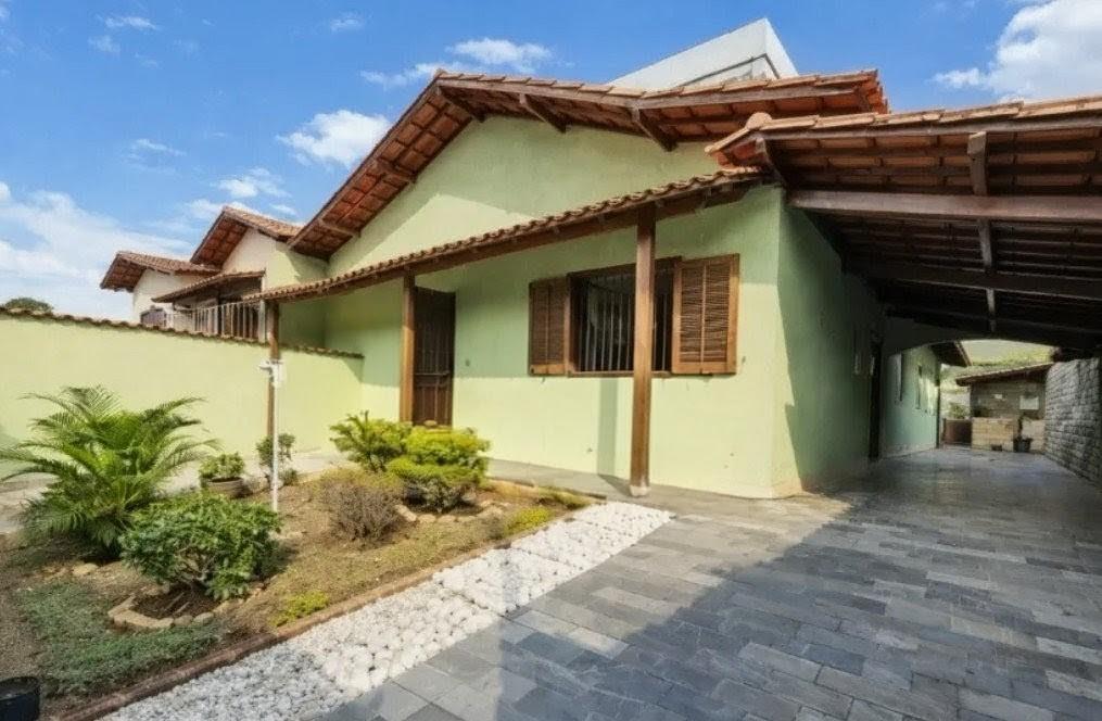 Casa, Ipê, 5 Quartos, 6 Vagas, 1 Suíte